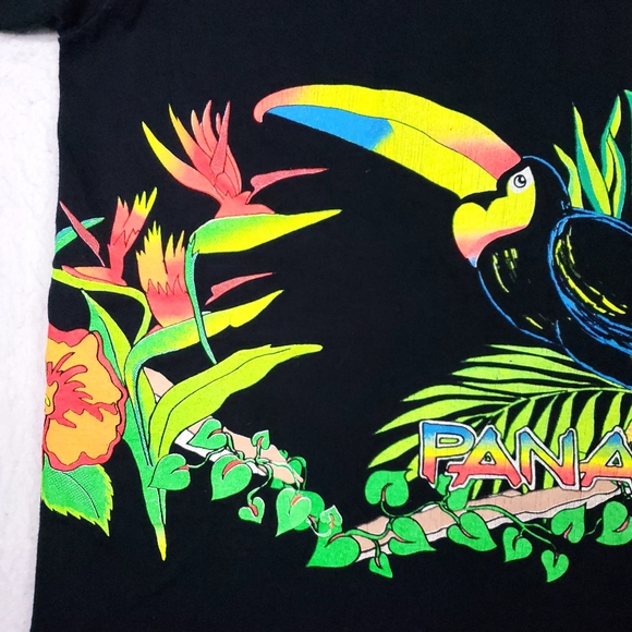 Vintage Natuee Panama Jack Wrap Around Rainforest Toucan Macaw Tropical T-shirt - Picture 3 of 15